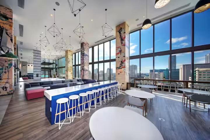Luxury High Rise Apartment Miami